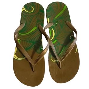 NEW Men's Old Navy Printed Design Sandals - Slip Ons - Flip Flops
